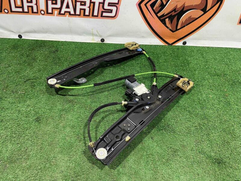 T4A41954 Window lifter rear right electr. Used Jaguar F-Pace X761 (2017-) cost 100 € in stock 11 pcs.