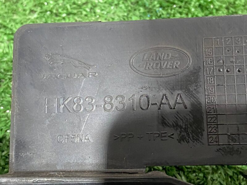 T4A4287 Deflector shield lower right Jaguar F-Pace X761 (2017-) Used cost 35 € in stock 3 pcs.