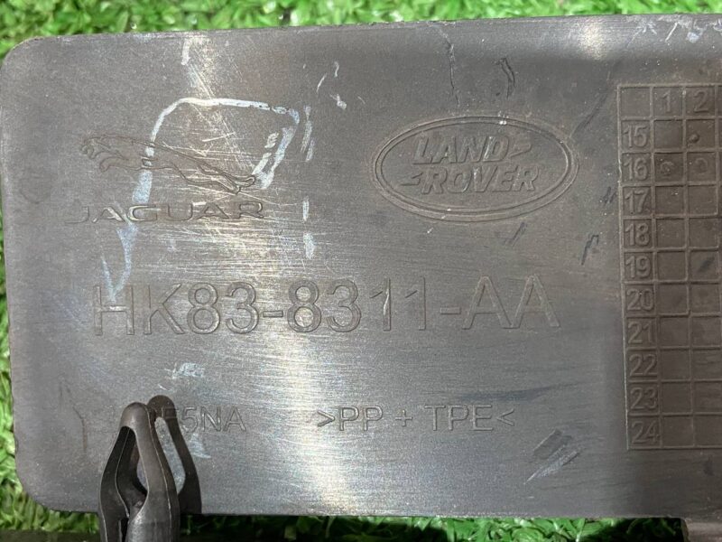 T4A4288 Deflector shield lower left Jaguar F-Pace X761 (2017-) Used cost 37 € in stock 2 pcs.