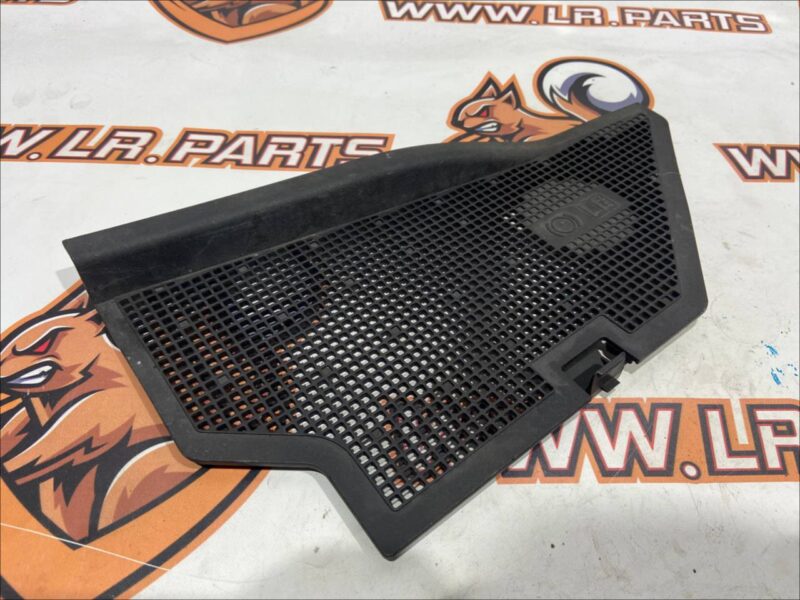 T4A4298 Frill grille right Jaguar F-Pace X761 (2017-) used cost 50 € in stock 2 pcs.
