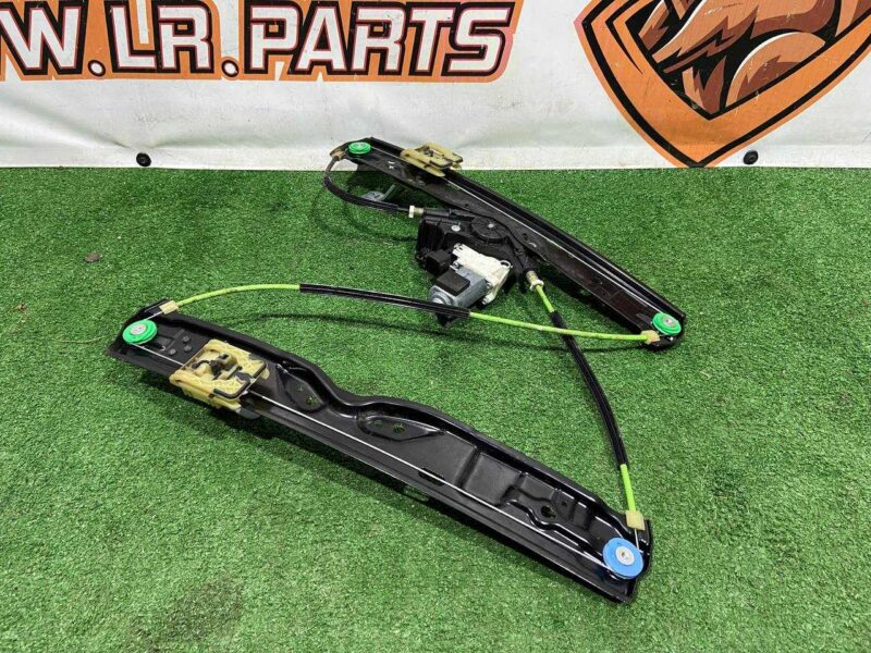 T4A46349 Window regulator rear left Jaguar F-Pace X761 Used cost 100 € in stock 13 pcs.