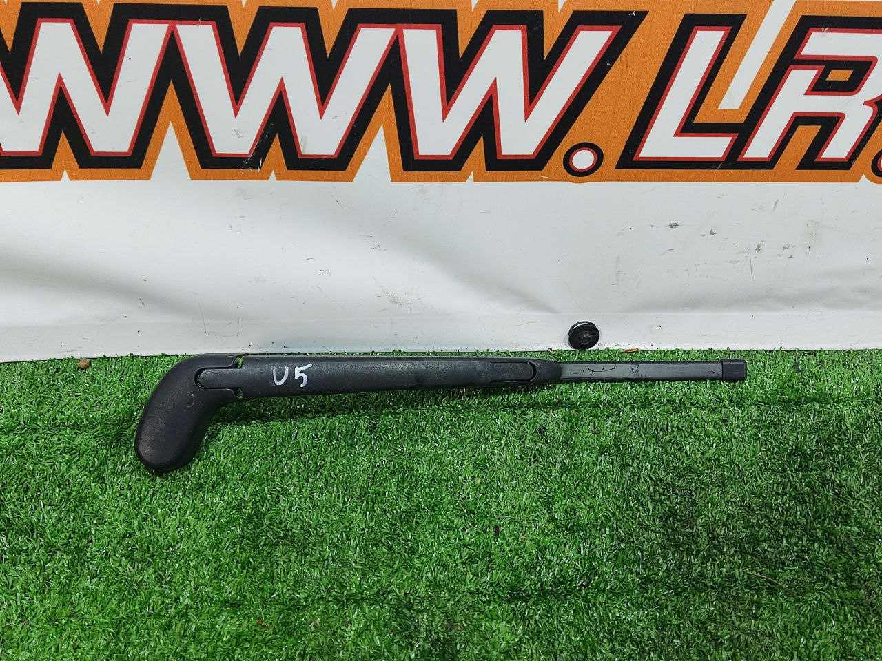 T4A6077 Rear wiper arm Jaguar F-Pace X761 (2017-) used cost 35 € in stock 1 pcs.