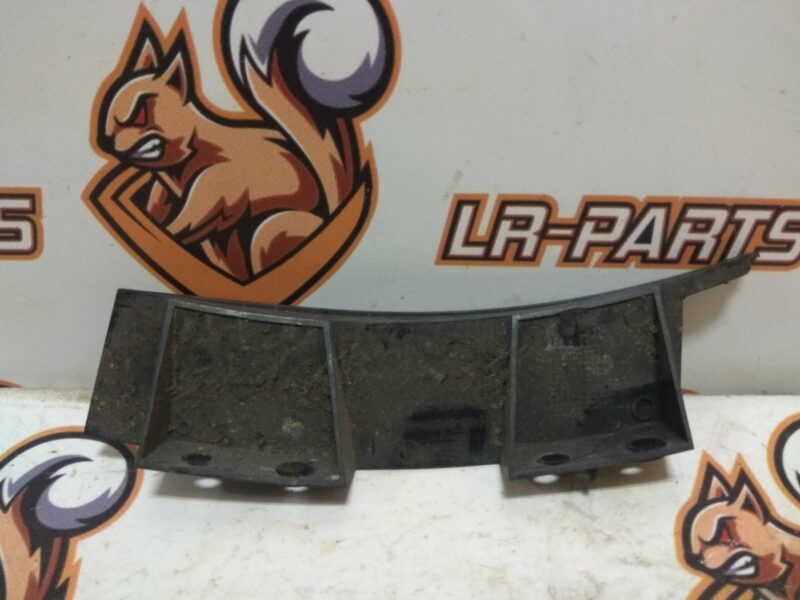 T4A7401 Rear wheel arch molding right Jaguar F-Pace X761 (2017-) used cost 25 € in stock 5 pcs.