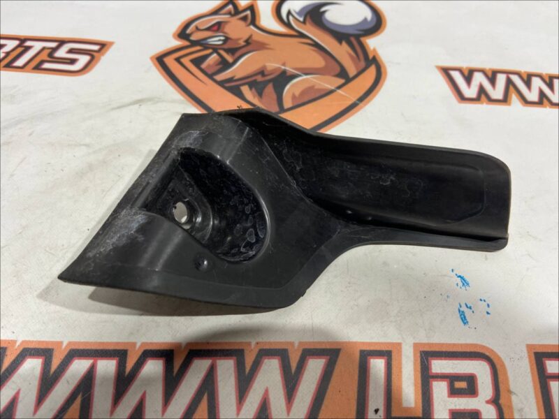 T4A7698 Right wing opening corner Jaguar F-Pace X761 (2017-) Used cost 20 € in stock 8 pcs.