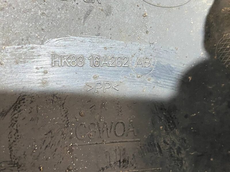 T4A8111 Mudguard front right Jaguar F-Pace Used - Image 12
