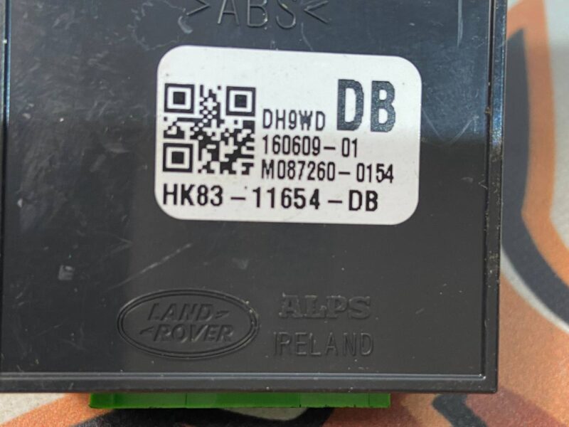 T4A8447 Used JAGUAR F-PACE trunk light switch cost 50 € in stock 6 pcs.