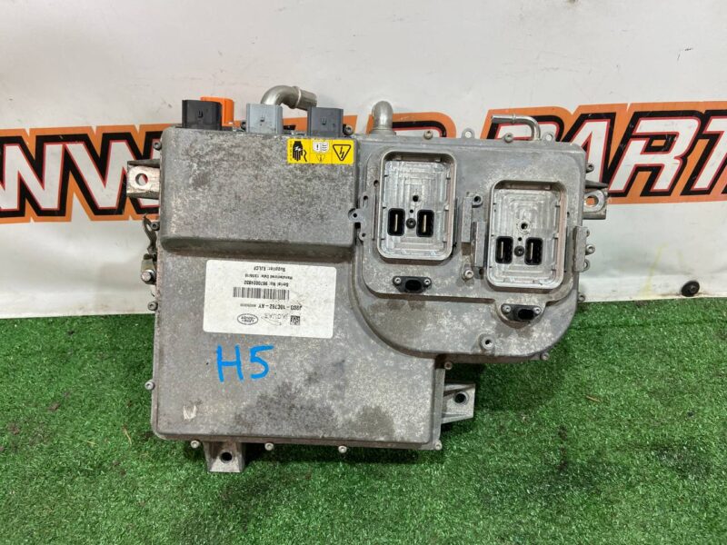 T4K10173 Battery charger for used Jaguar I-Pace X590 (2018-) cost 1 700 € in stock 1 pcs.