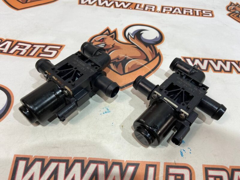 T4K1028 Heater valve Jaguar I-Pace (2018-) Used cost 150 € in stock 11 pcs.