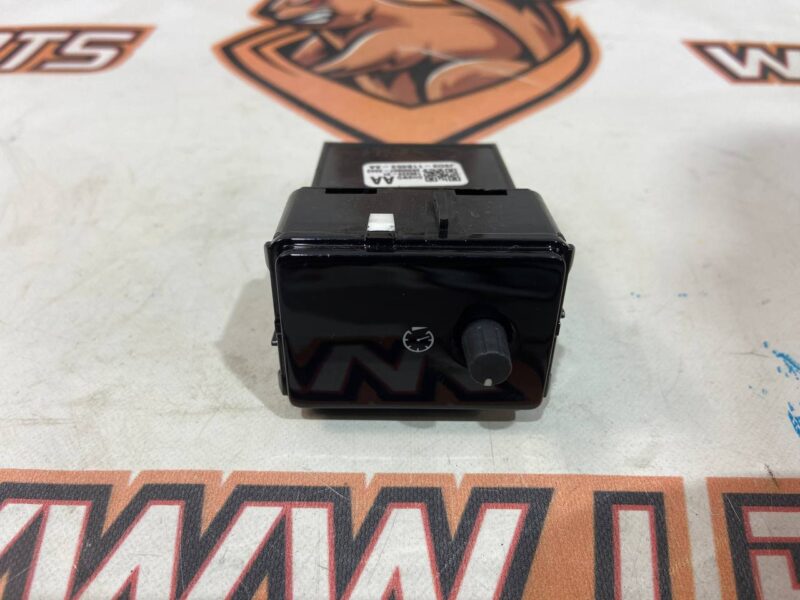 T4K1269 Light control unit Jaguar I-Pace (2018-) Used cost 50 € in stock 5 pcs.