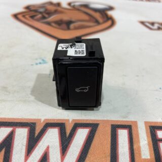 T4K1270 Trunk lid release button Jaguar I-Pace (2018-) used cost 40 € in stock 4 pcs.