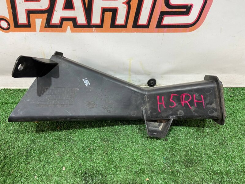 T4K1622 Brake Disc Cooling Duct Right Jaguar I-Pace (2018-) Used cost 50 € in stock 4 pcs.