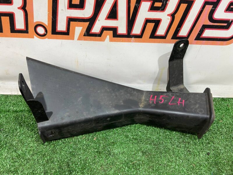 T4K1623 Brake cooling duct left Jaguar I-Pace (2018-) used cost 65 € in stock 3 pcs.