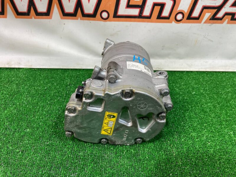 T4K2171 AC compressor electric Jaguar I-Pace X590 (2018-) used cost 400 € in stock 4 pcs.