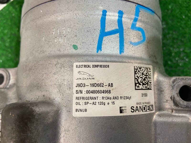 T4K2171 AC compressor electric Jaguar I-Pace X590 (2018-) used cost 400 € in stock 4 pcs.