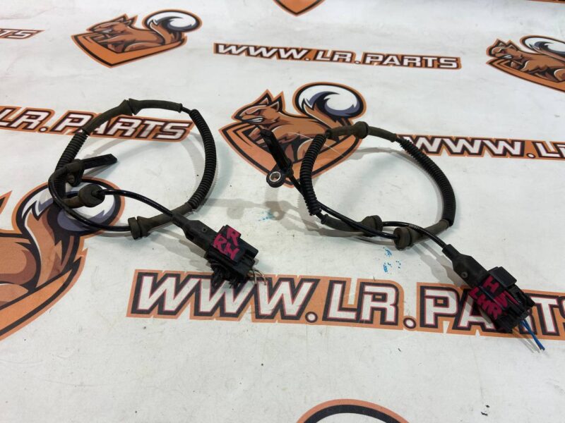 T4K4052 Rear ABS sensor Jaguar I-Pace (2018-) Used cost 50 € in stock 8 pcs.