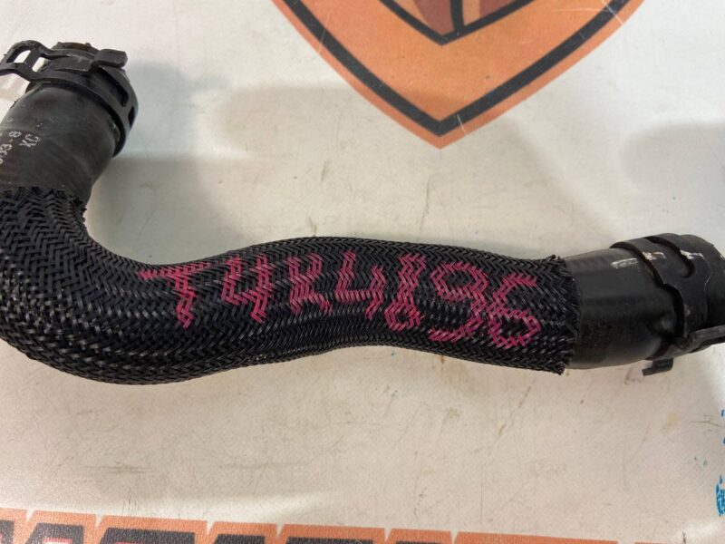 T4K4896 Hose from pump Jaguar I-Pace (2018-) used cost 30 € in stock 1 pcs.