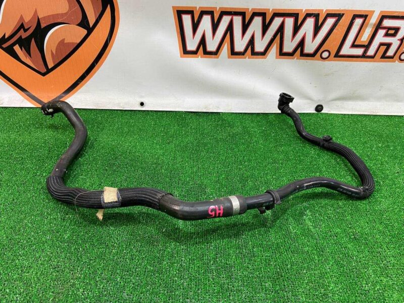 T4K4897 Branch pipe from the heat exchanger to the electric heater Jaguar I-Pace (2018-) used cost 35 € in stock 2 pcs.