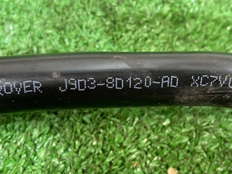 T4K4998 Coolant hose Jaguar I-Pace (2018-) used cost 30 € in stock 4 pcs.
