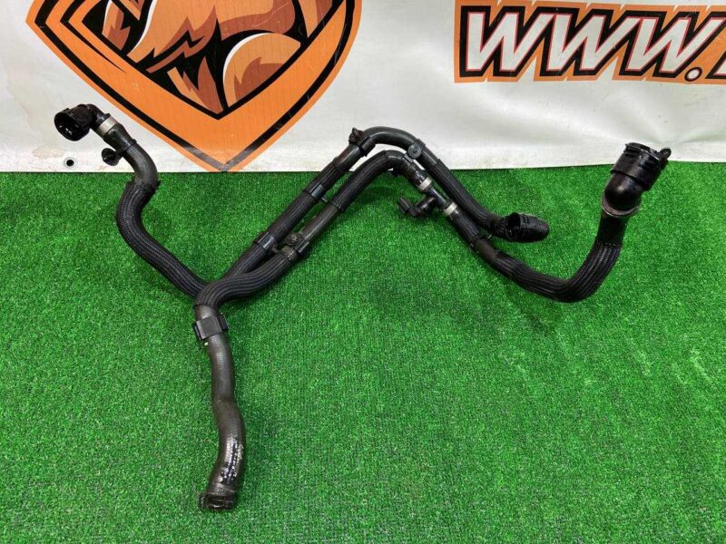 T4K5064 Cooling hose Jaguar I-Pace (2018-) Used cost 110 € in stock 1 pcs.