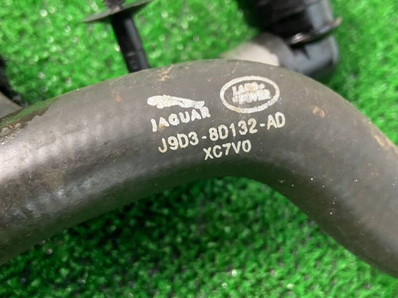 T4K5064 Cooling hose Jaguar I-Pace (2018-) Used cost 110 € in stock 1 pcs.