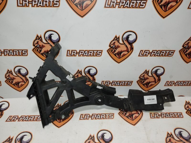 T4K5192 Rear bumper mounting bracket left Jaguar I-Pace X590 (2018-) Used cost 45 € in stock 2 pcs.