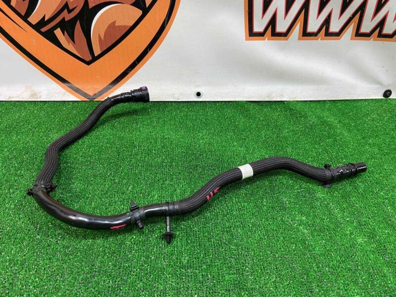 T4K5946 Jaguar I-Pace (2018-) Engine Rear Cooling System Pipe Used cost 50 € in stock 5 pcs.