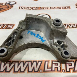 T4K8346 Left electric motor bracket Jaguar I-Pace (2018-) USED cost 80 € in stock 11 pcs.
