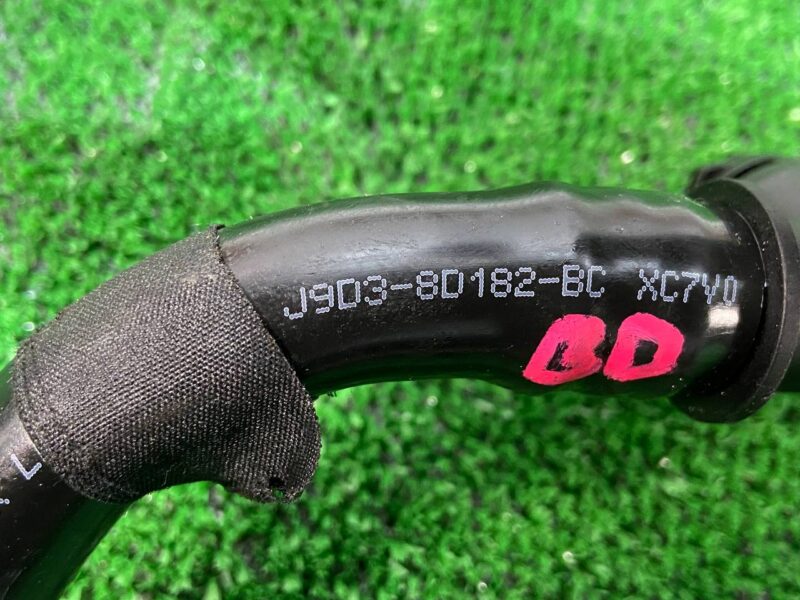 T4K9147 Rear engine and converter cooling hose Jaguar I-Pace X590 (2018-) USED cost 55 € in stock 3 pcs.