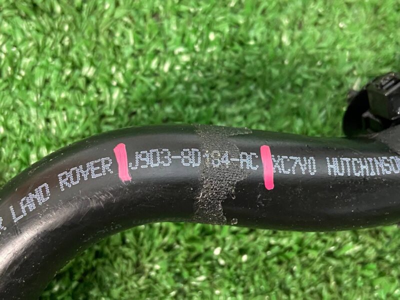 T4K9148 Coolant system hose Jaguar I-Pace (2018-) Used cost 33 € in stock 5 pcs.