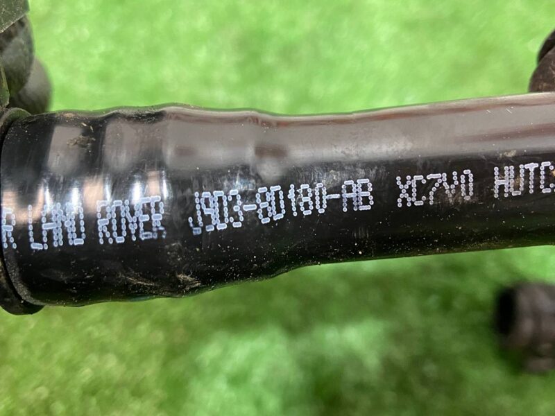T4K9798 Coolant pipe Jaguar I-Pace (2018-) used cost 25 € in stock 2 pcs.