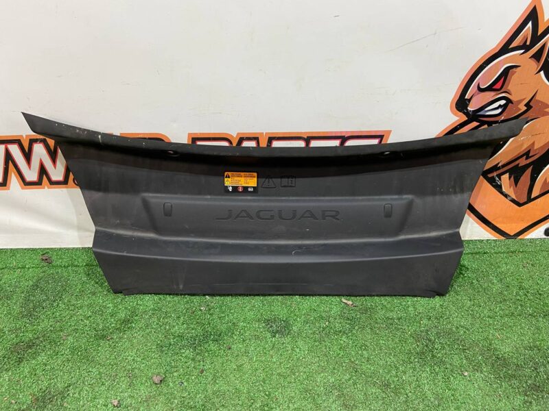 T4K9993 Rear hood trunk trim Jaguar I-Pace (2018-) USED cost 60 € in stock 7 pcs.