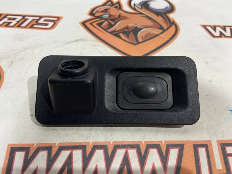 T4N1386 Used JAGUAR I-PACE trunk opening button cost 25 € in stock 2 pcs.