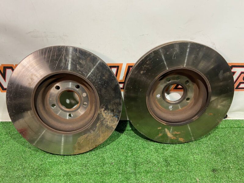 T4N1803 Front brake disc JAGUAR XF Used cost 20 € in stock 2 pcs.