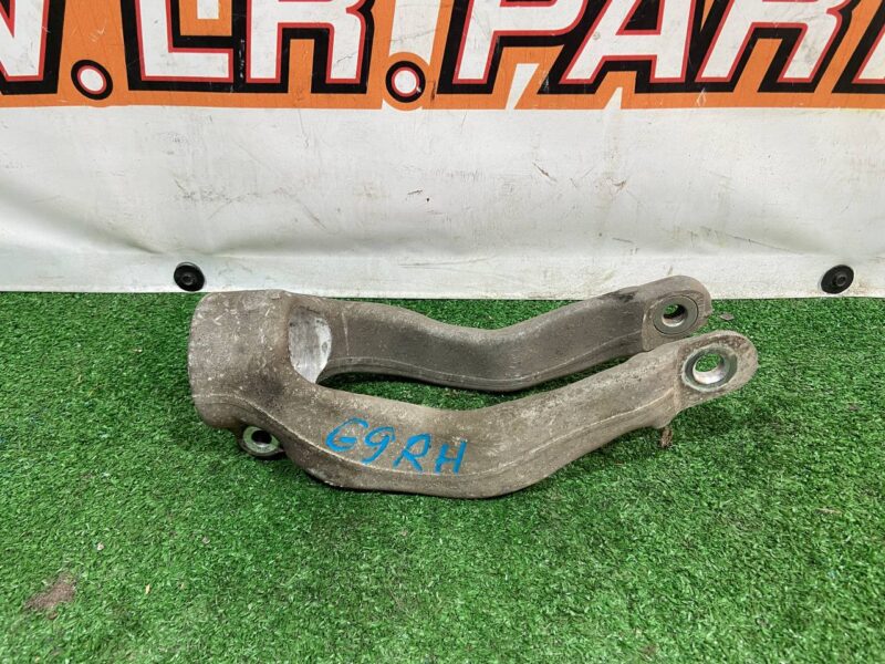 T4N35985 Shock absorber fork right front JAGUAR F-PACE Used cost 50 € in stock 11 pcs.