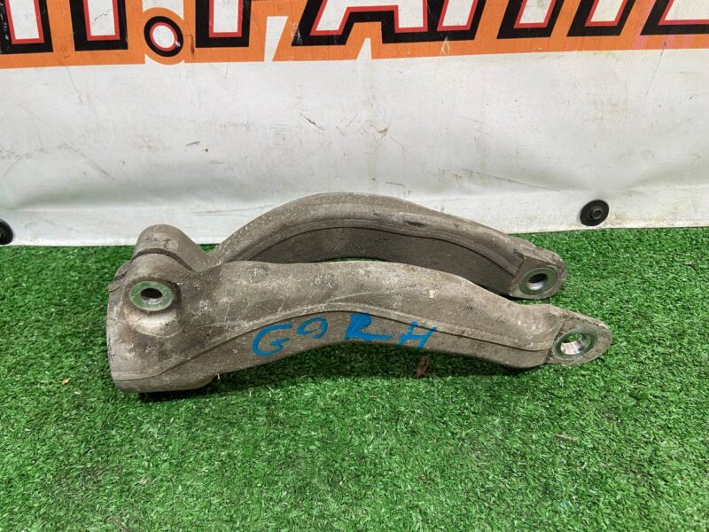 T4N35986 Shock absorber fork left JAGUAR F-PACE Used cost 50 € in stock 8 pcs.