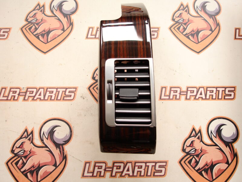 LR035209 Air deflector from torpedo left RANGE ROVER L405 13- Used cost 30 € in stock 1 pcs.
