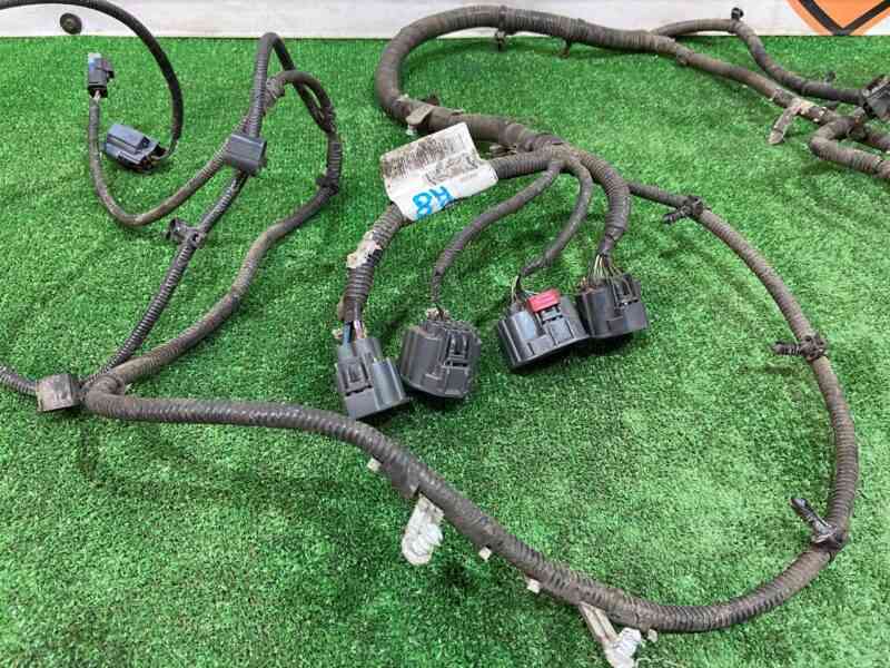 LR040386 Used Range Rover L405 (2013-2021) chassis wiring cost 200 € in stock 1 pcs.