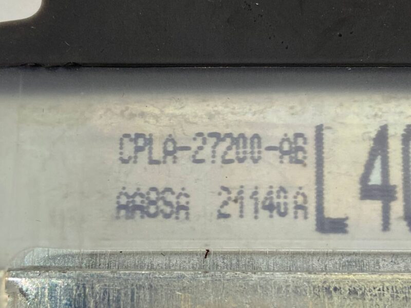 LR045541 Rear door limiter Range Rover Sport L494 (2014-2022) Used cost 10 € in stock 5 pcs.