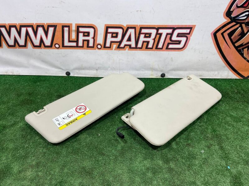 LR047195 Sun visor left/right Range Rover L405 (2013-2021) Used cost 100 € in stock 1 pcs.