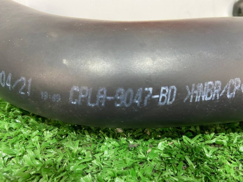 LR051676 Filler neck pipe Range Rover Sport L494 (2014-2022) Used cost 50 € in stock 1 pcs.