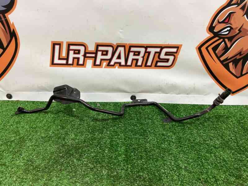 LR052353 Used Land Rover Discovery 4 L319 oil Pipe (2009-2016) cost 20 € in stock 2 pcs.