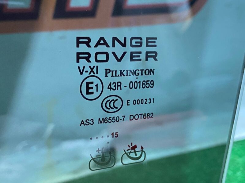 LR052678 Rear left door glass Range Rover L405 (2013-2021) Used cost 100 € in stock 3 pcs.
