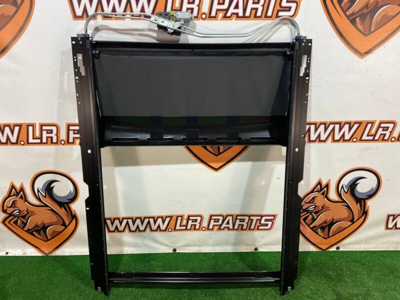LR054339 Sunroof blinds RANGE ROVER SPORT (L494) 2013- Used cost 285 € in stock 1 pcs.