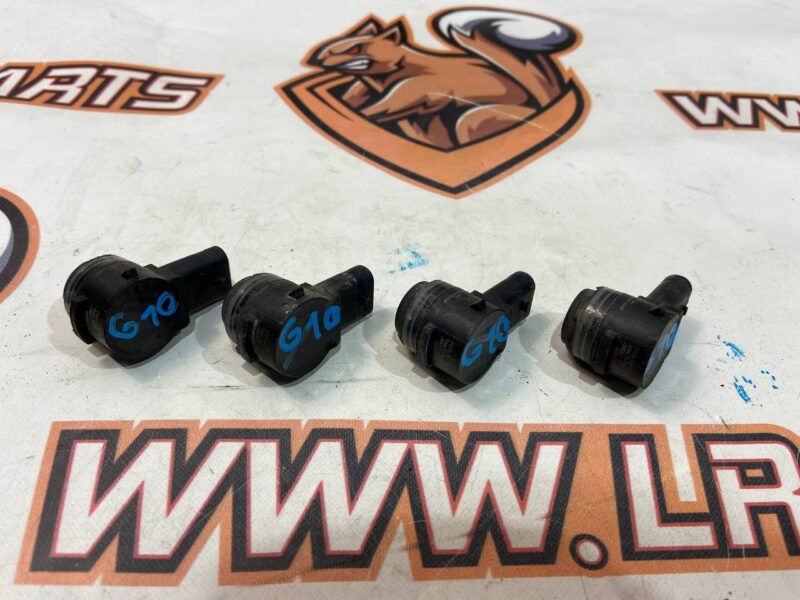 LR059784 Parking sensor rear LAND ROVER DISCOVERY SPORT L550 2015- Used cost 58 € in stock 8 pcs.