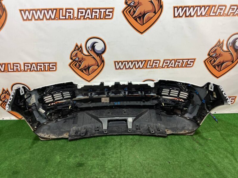 LR064624 Front bumper assembly Range Rover L405 (2013-2021) Used cost 1 100 € in stock 2 pcs.