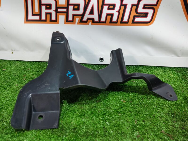 LR065119 Engine boot right Land Rover Discovery Sport L550 (2015-) Used cost 15 € in stock 4 pcs.