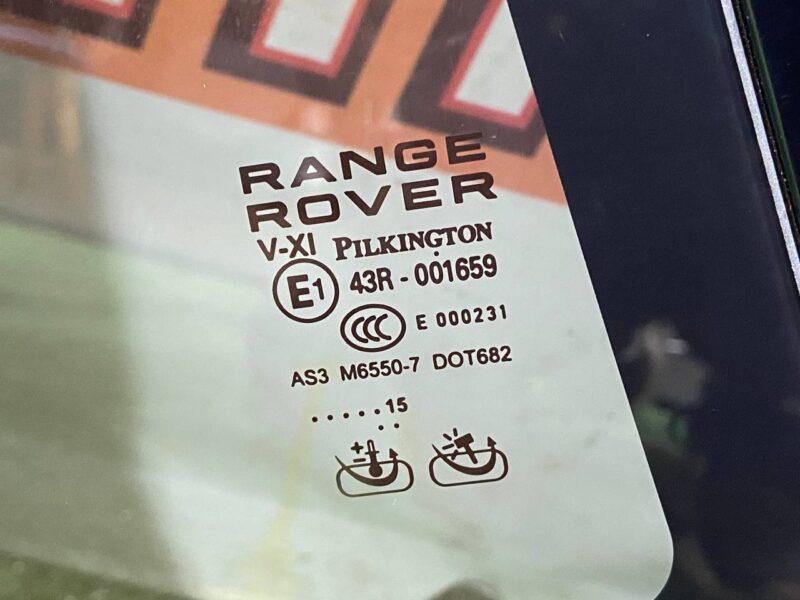 LR065502 Rear right window door glass Range Rover L405 (2013-2021) Used cost 100 € in stock 5 pcs.