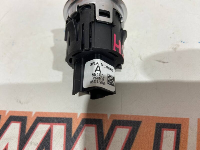 LR070381 Start/Stop Button Land Rover Discovery 5, Range Rover Sport L494, Range Rover Velar Used - Image 12