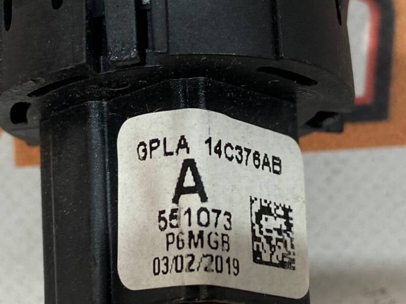LR070381 Start/Stop Button Land Rover Discovery 5, Range Rover Sport L494, Range Rover Velar Used cost 30 € in stock 9 pcs.