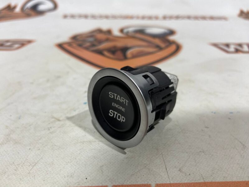 LR070381 Start/Stop Button Land Rover Discovery 5, Range Rover Sport L494, Range Rover Velar Used cost 30 € in stock 9 pcs.